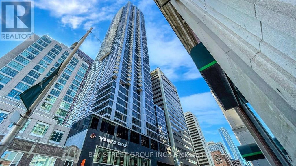 4702 - 395 Bloor Street E, Toronto (north St. James Town)