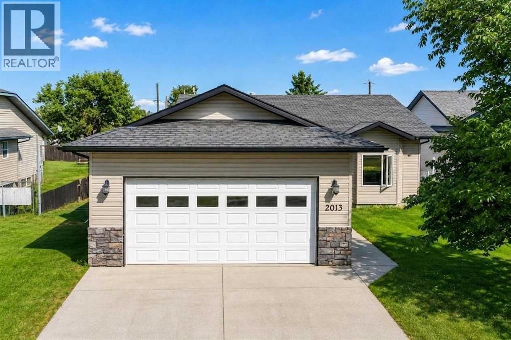 2013 19 Avenue, Delburne