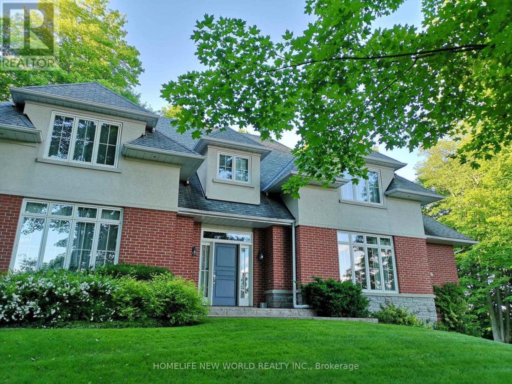 36 Country Heights Drive, Richmond Hill