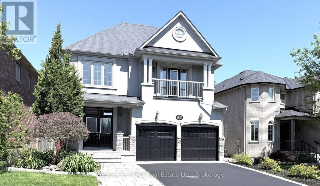 2241 Adirondak Trail, Oakville (wm Westmount)