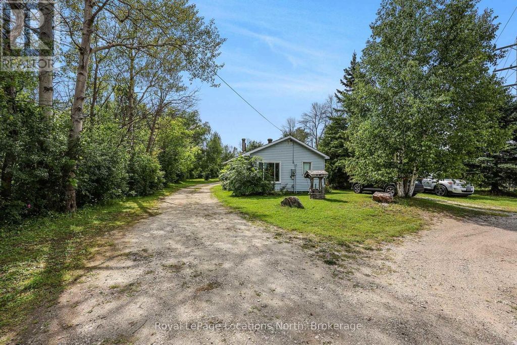 9031 Beachwood Road, Wasaga Beach