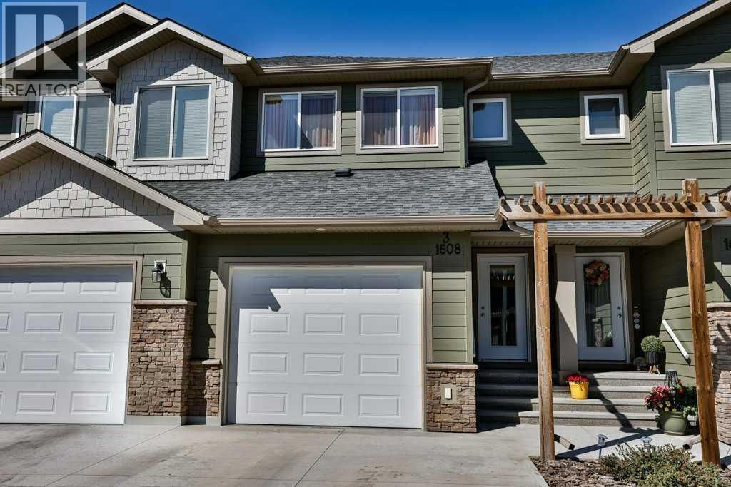 3, 1608 Stafford Drive N, Lethbridge