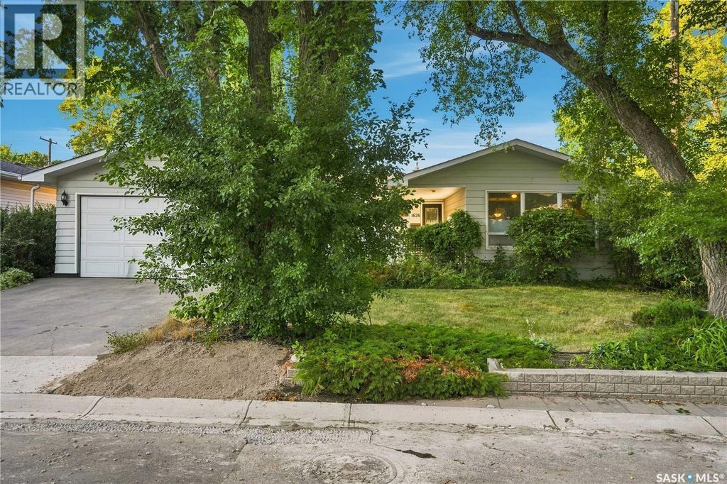 1626 Uhrich Avenue, Regina