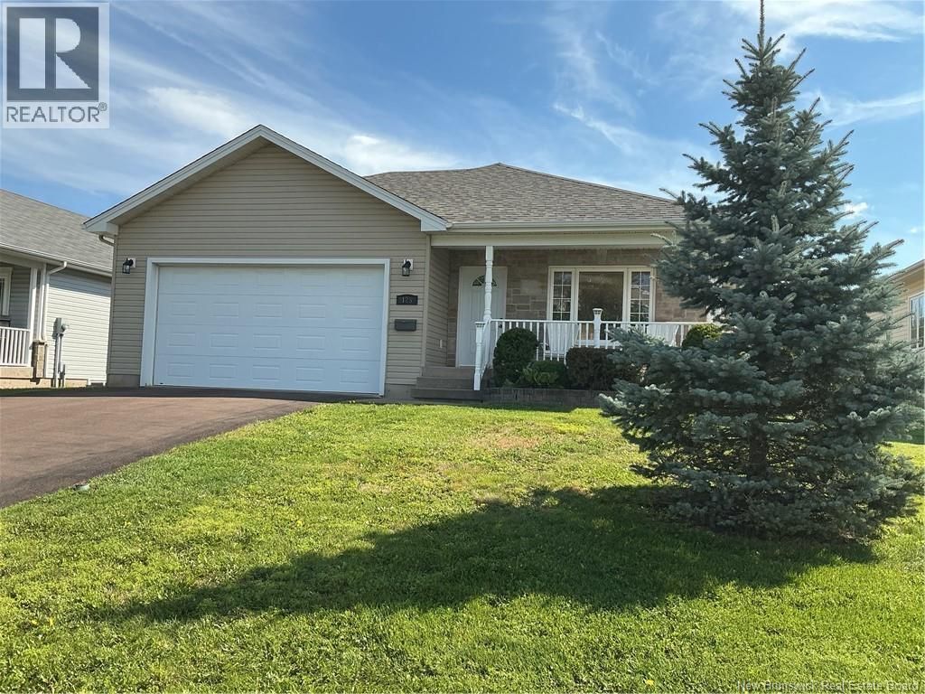 125 Monarch Road, Riverview