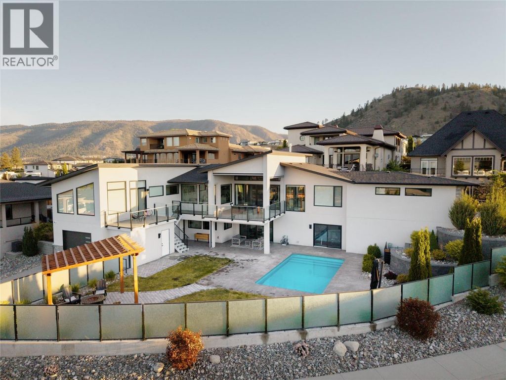 3276 Vineyard View Drive, West Kelowna