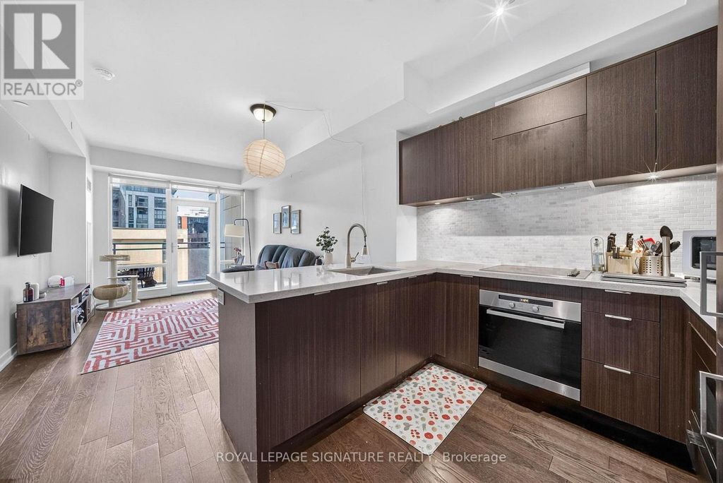 1001 - 21 Widmer Street, Toronto (waterfront Communities)