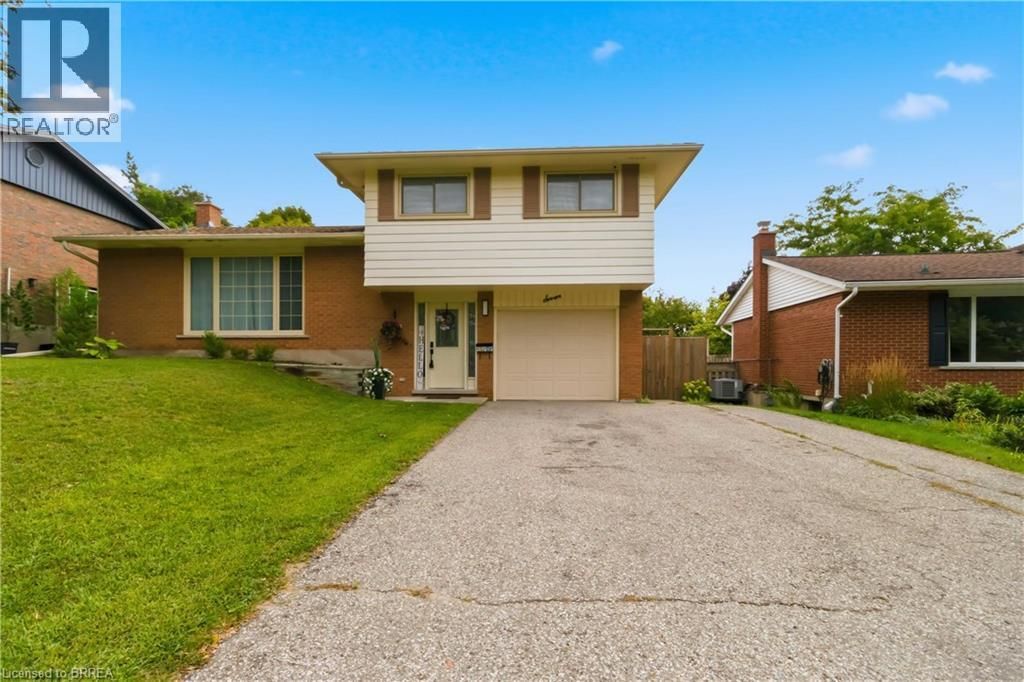7 Crestwood Drive Unit# 1, Cambridge