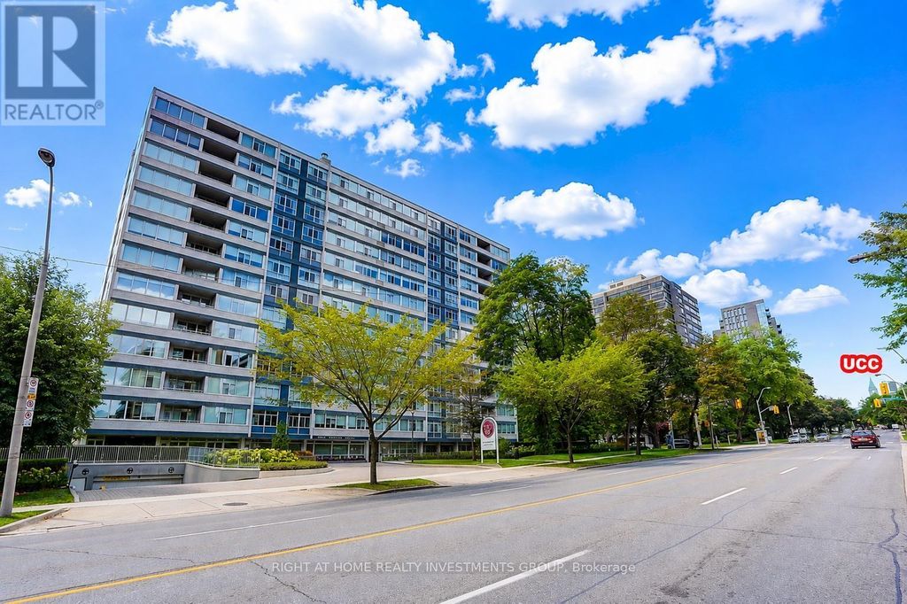 102 - 500 Avenue Road, Toronto (casa Loma)