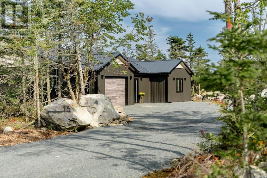15 Seacrest Way, West Jeddore