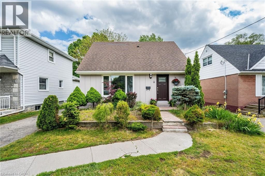 7 Putney Road, Toronto