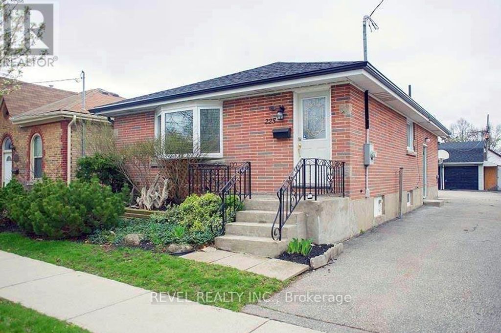 Main - 225 Chatham Street, Brantford