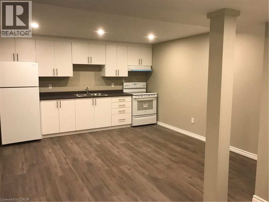 102 B Elmbank Trail, Kitchener