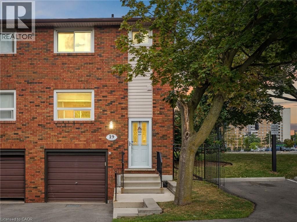 90 Magnolia Drive Unit# 19, Hamilton
