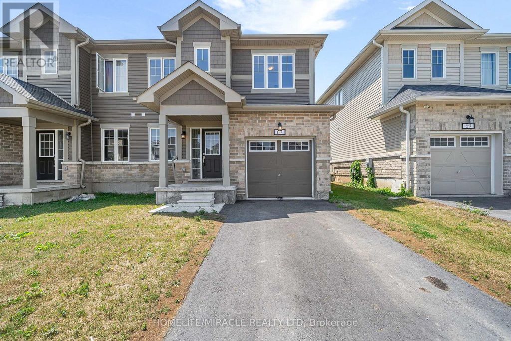 67 Oakmont Drive, Loyalist (bath)