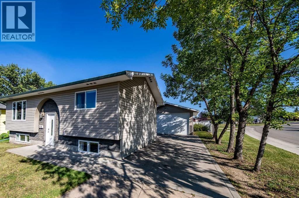 9710 117 Avenue, Grande Prairie