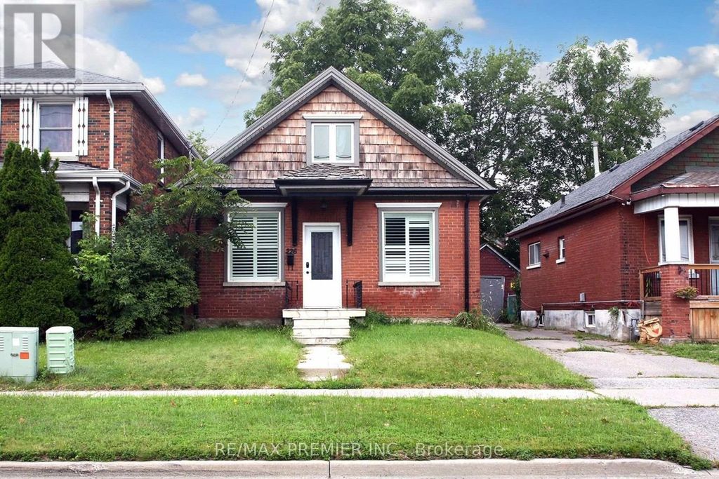 226 Ritson Road S, Oshawa (central)