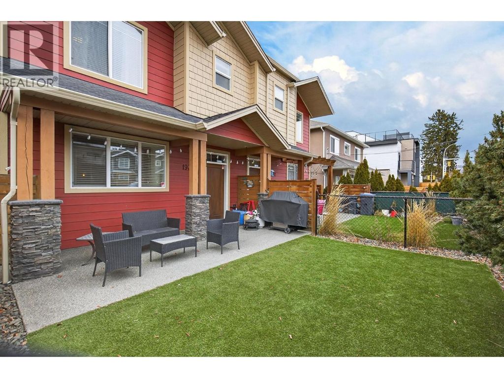 1934 Ethel Street, Kelowna