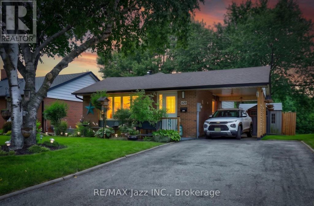 330 Waverly Street N, Oshawa (mclaughlin)