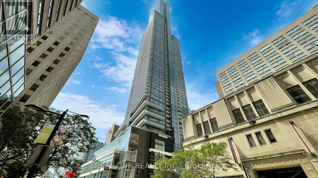 5814 - 386 Yonge Street, Toronto (bay Street Corridor)