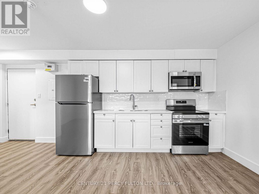 11 - 200 Garden Street, Whitby (downtown Whitby)