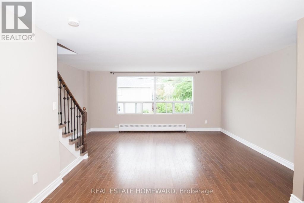 B - 920 Pape Avenue, Toronto (danforth Village-East York)