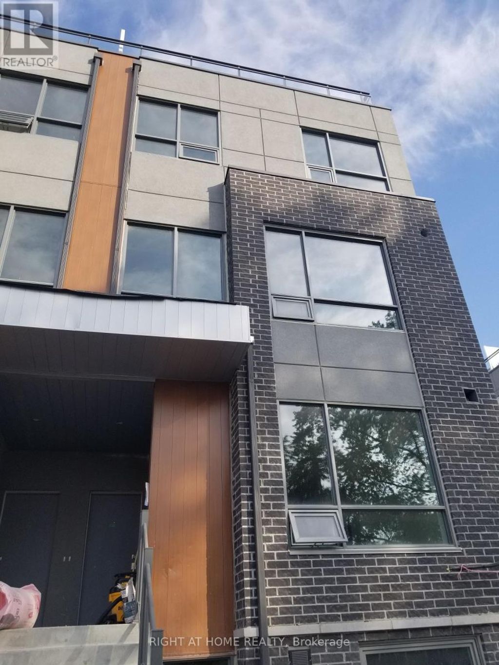3 - 650 Atwater Avenue, Mississauga (mineola)
