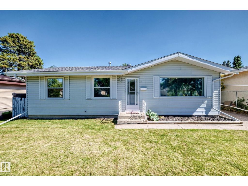 3 Grantham Pl, St. Albert