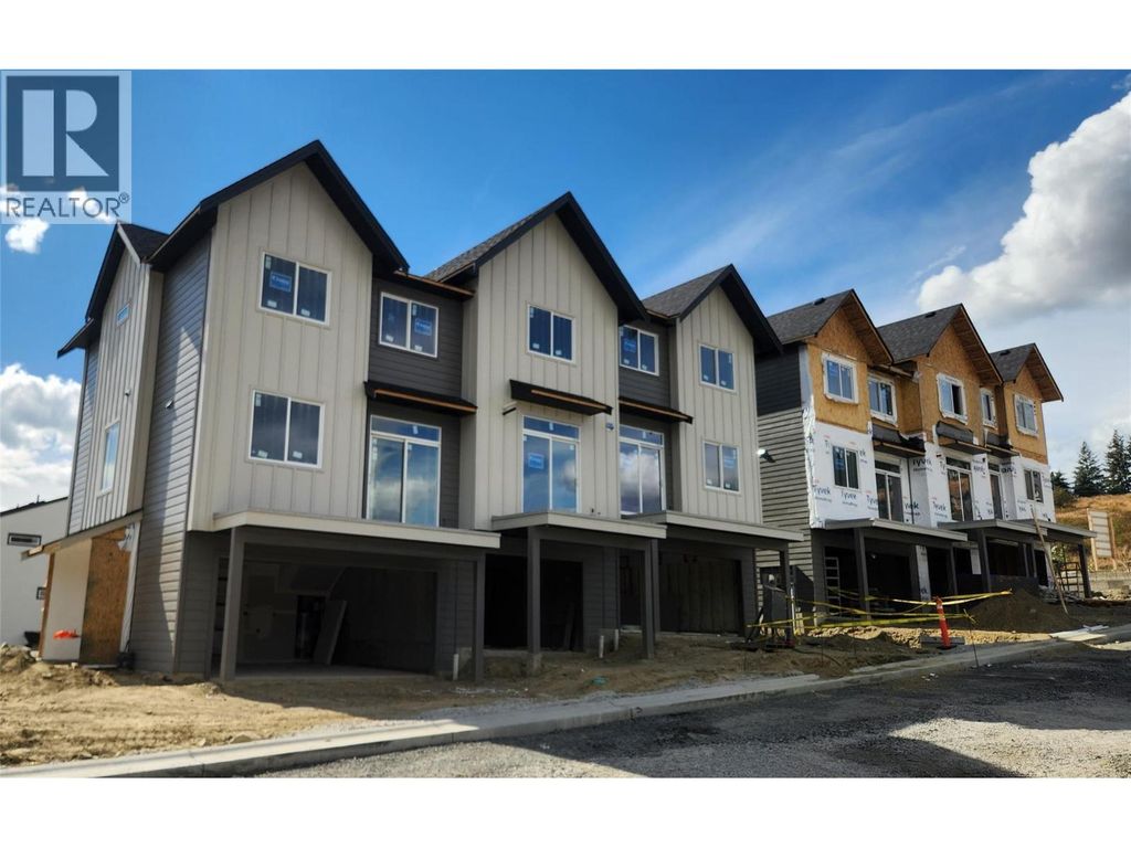 7110 Bates Road Unit# 26, Vernon