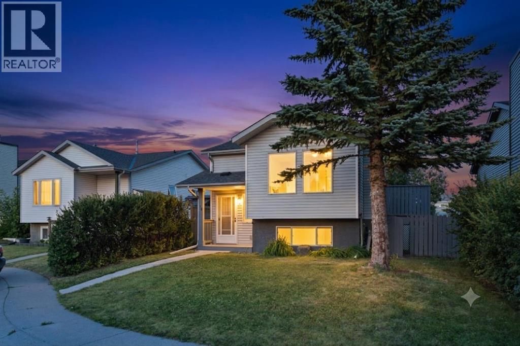 52 Erin Meadows Court Se, Calgary