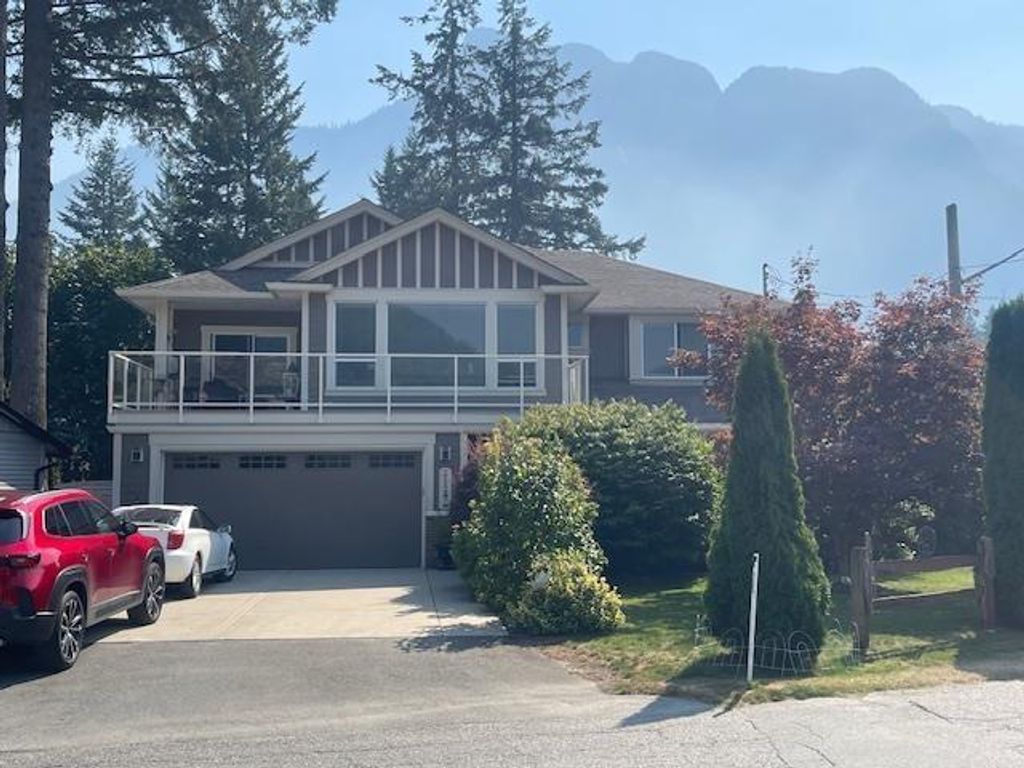21296 Lakeview Crescent|kawkawa Lake, Hope