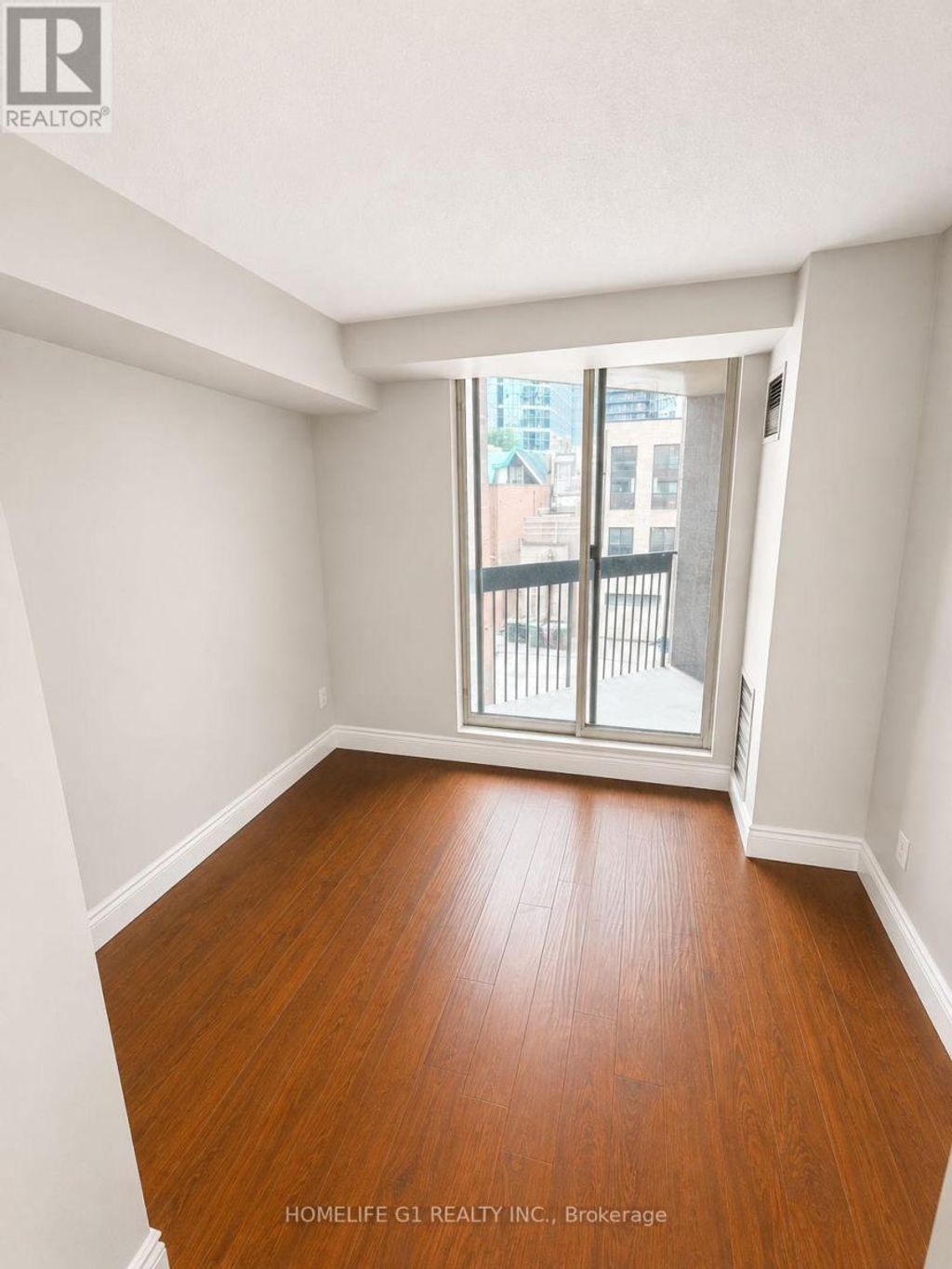 301 - 633 Bay Street, Toronto (bay Street Corridor)