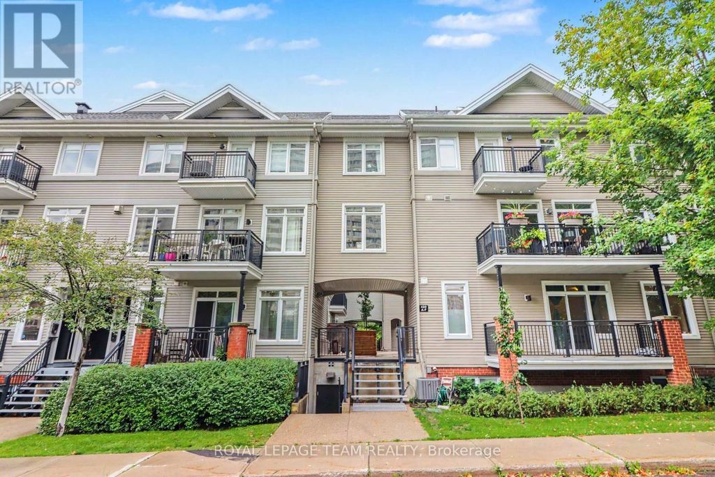C - 418 Nepean Street, Ottawa