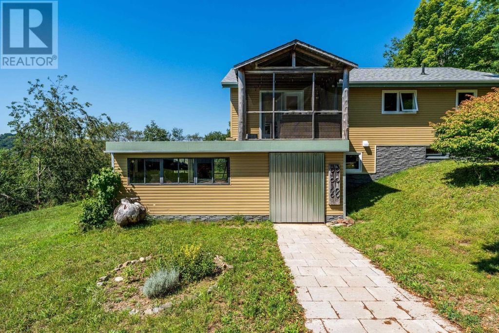 421 Chute Road, Bear River