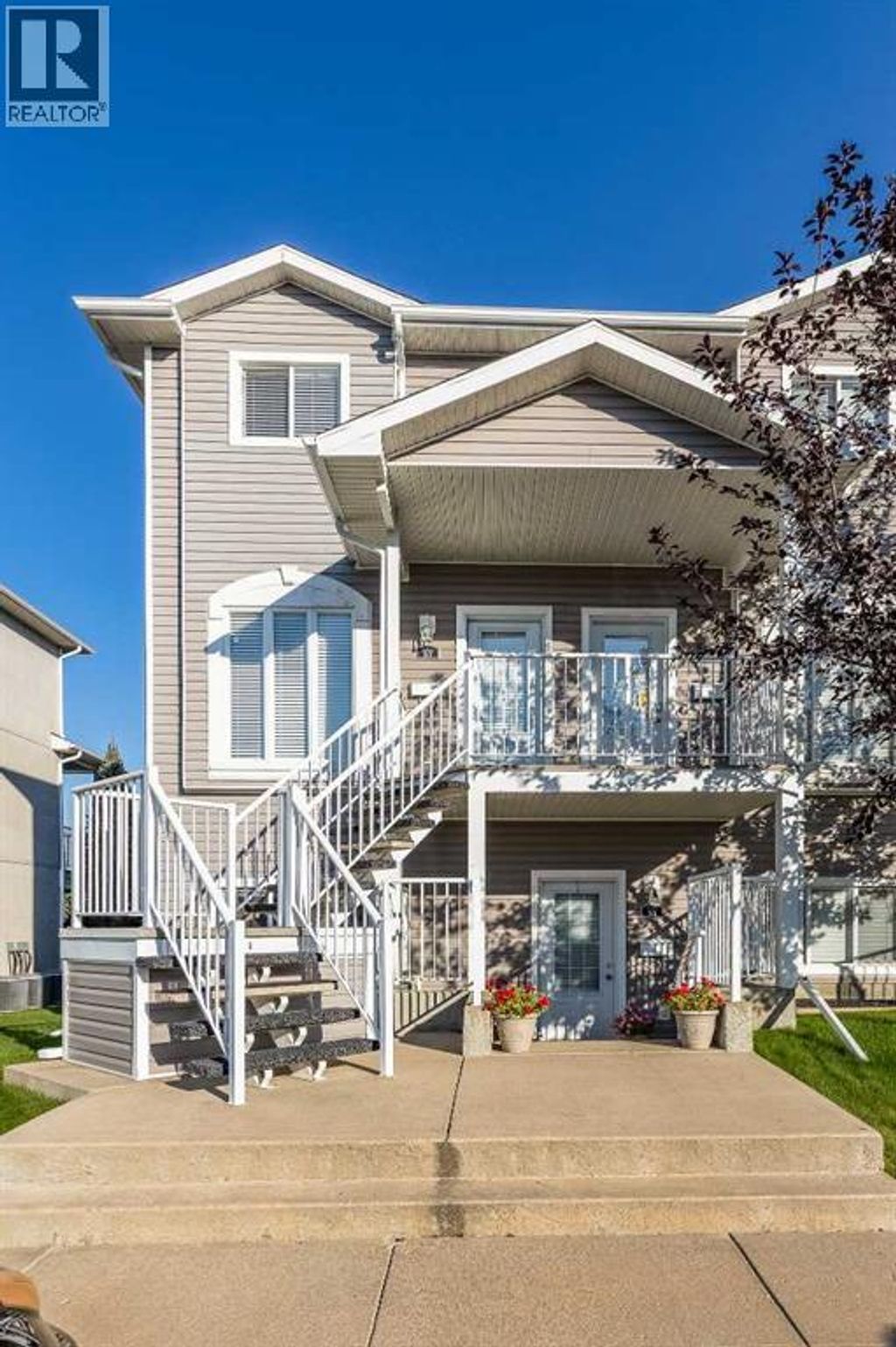 37 Somerset Lane Se, Medicine Hat