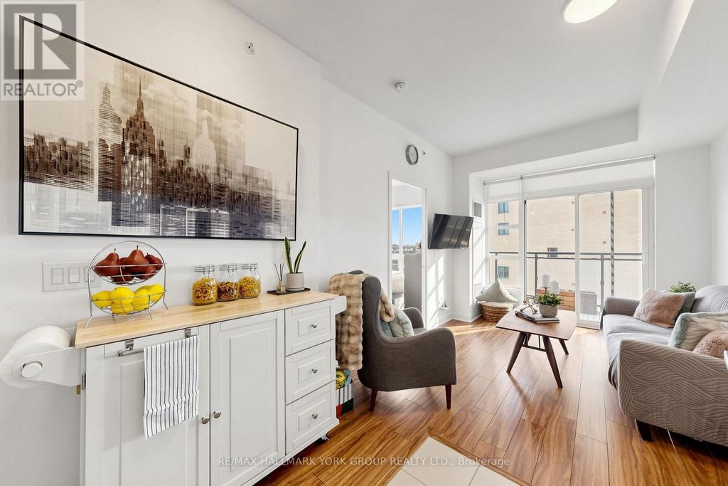612 - 840 Queen's Plate Drive, Toronto (west Humber-Clairville)