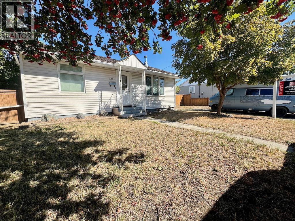 223 Larch Avenue, Kamloops