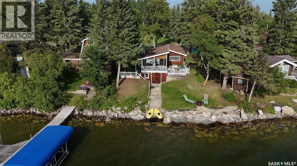 2220 Spruce Crescent, Turtle View