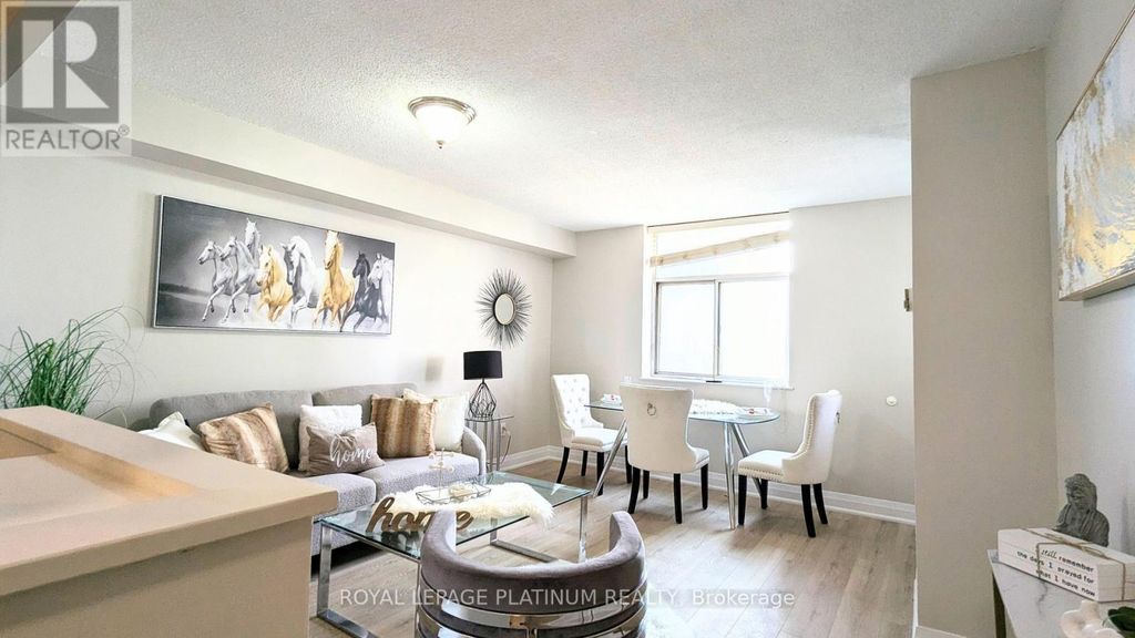 704 - 3559 Eglinton Avenue W, Toronto (mount Dennis)