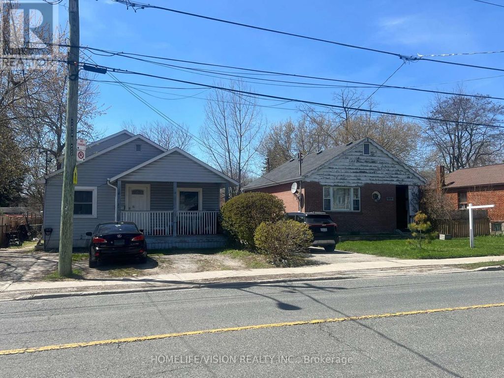 222 & 224 Kennedy Road, Toronto (birchcliffe-Cliffside)
