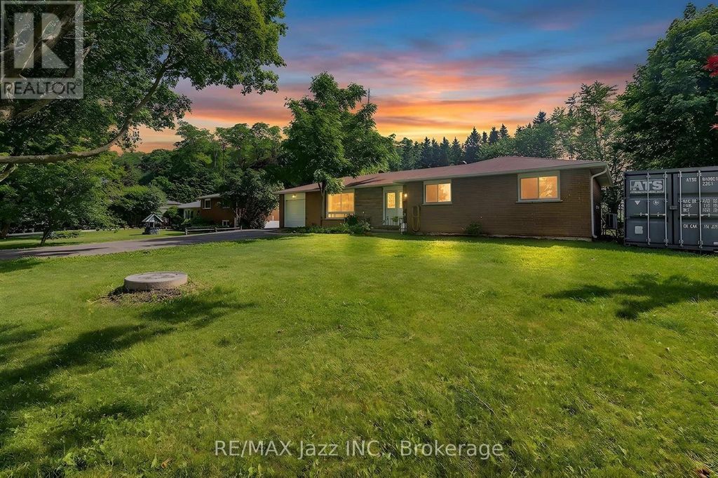 3075 Zion Road, Port Hope