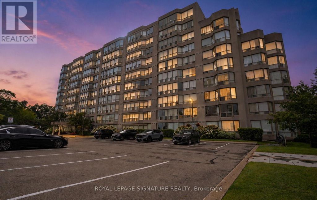 202 - 175 Cedar Avenue, Richmond Hill (harding)