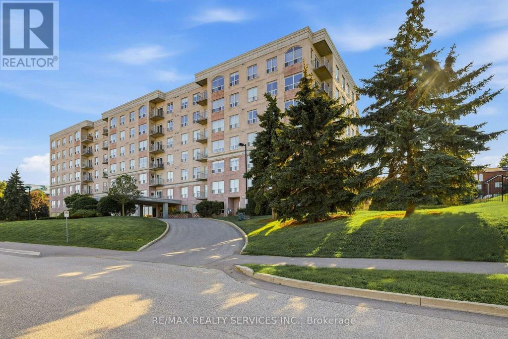 212 - 350 Wellington Street, Kingston (east Of Sir John A. Blvd)