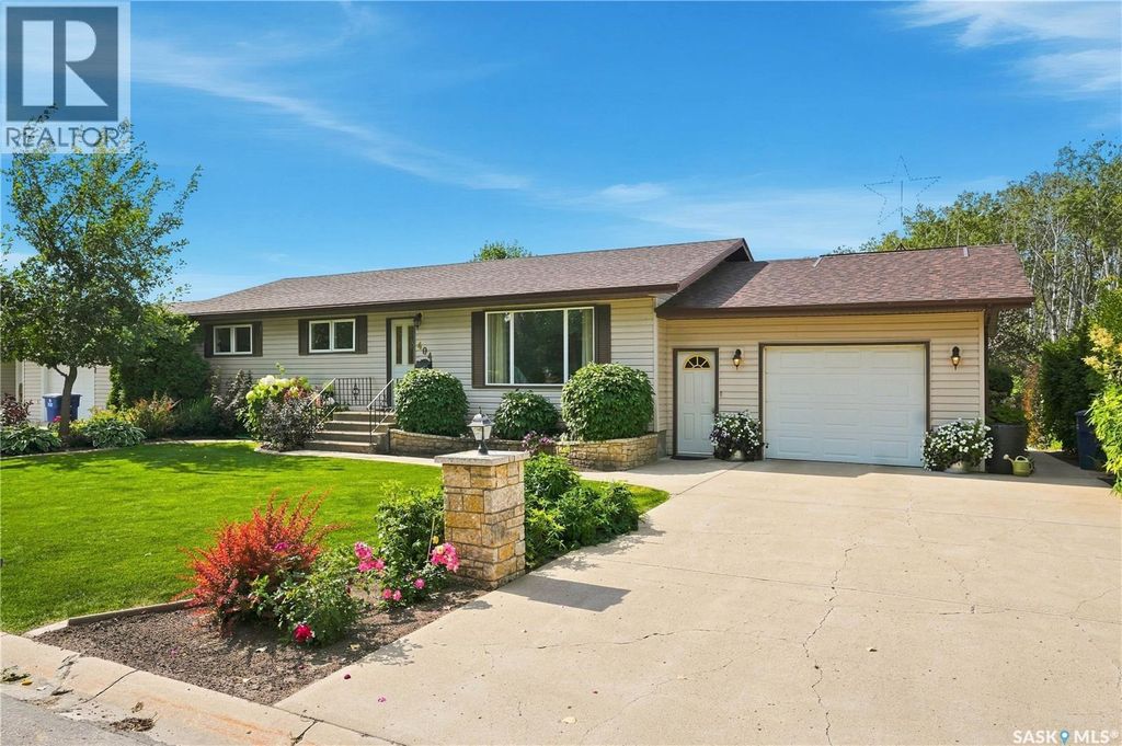 404 9th Avenue, Rosthern