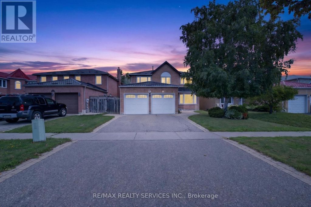 30 Nasmith Street, Brampton (westgate)