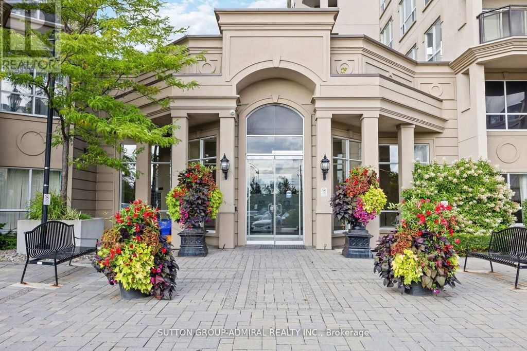 315 - 2 Maison Parc Court, Vaughan (lakeview Estates)