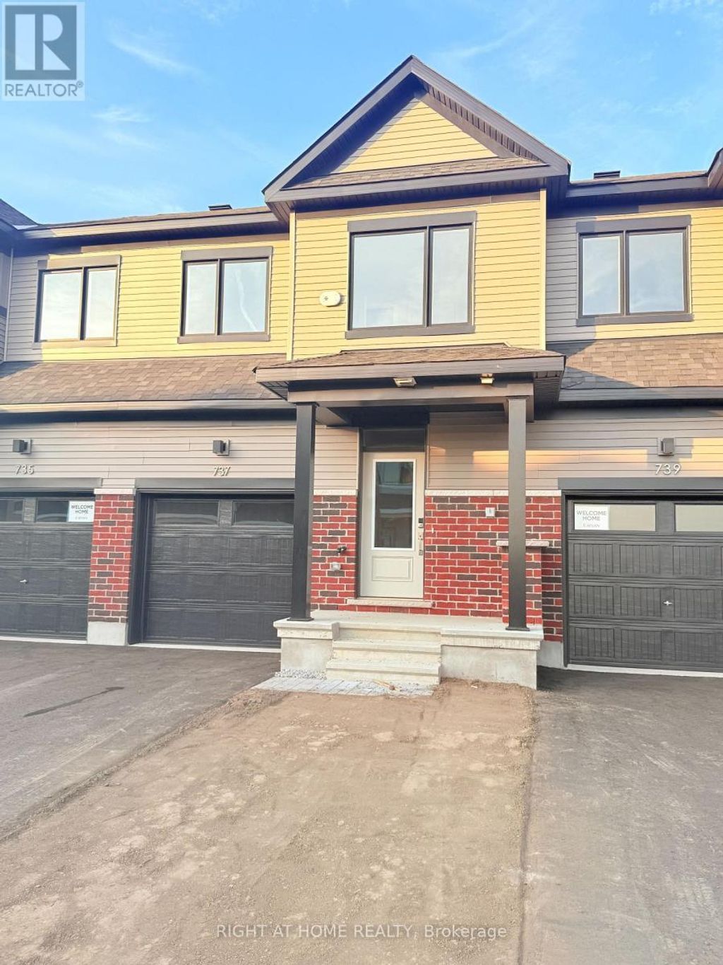 737 Haflinger Row, Ottawa