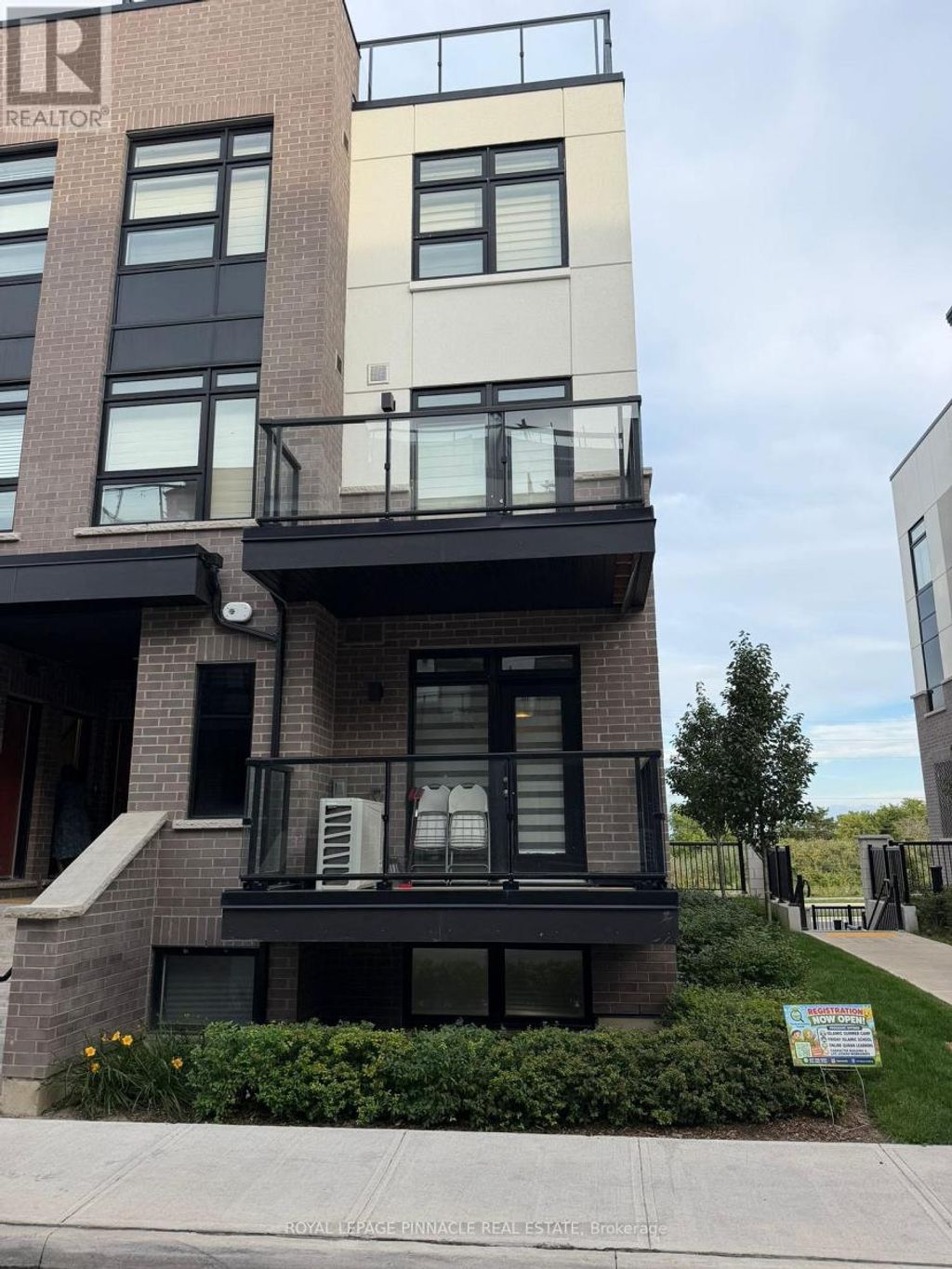 123 - 1581 Rose Way, Milton (cb Cobban)
