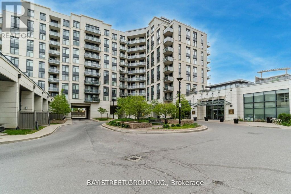616 - 24 Woodstream Boulevard W, Vaughan (vaughan Grove)