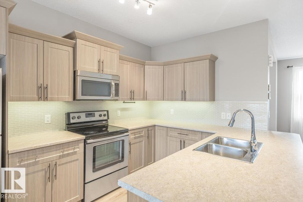 22 Hope Cm, Spruce Grove