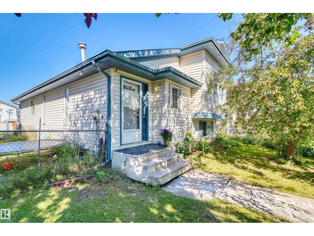 13028 34 St Nw, Edmonton